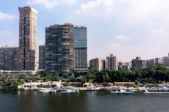 هوليداي إن كايرو معد, الجيزة